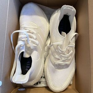 Adidas Ultraboost 21